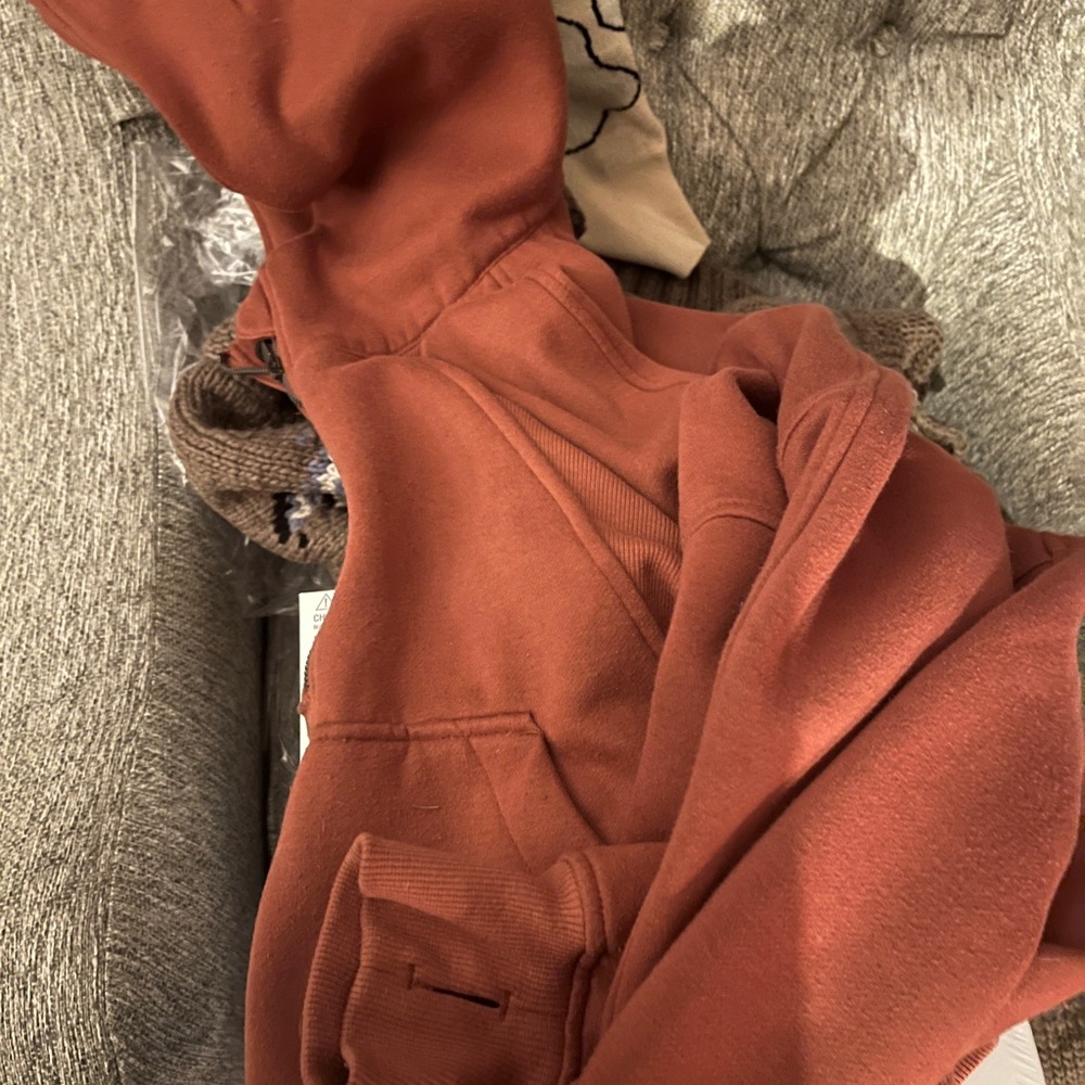 Scuba hoodie lululemon cropped half zip sweatshirt